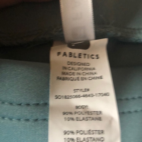 Fabletics cute shorts size Medium - Picture 4 of 5